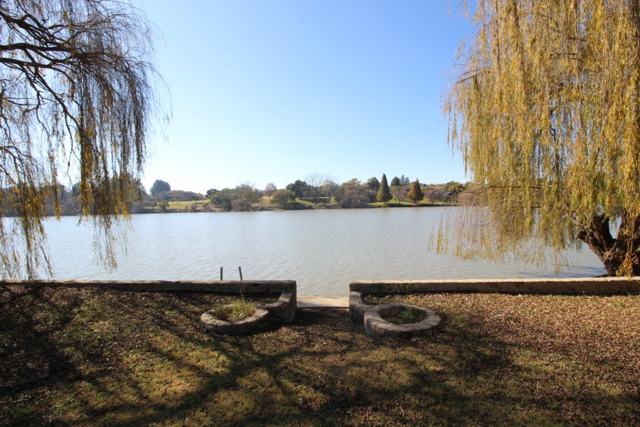 3 Bedroom Property for Sale in Lake Deneysville Free State